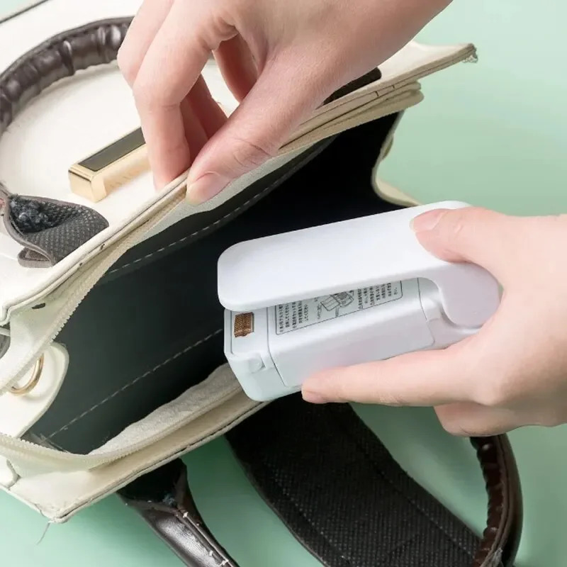 Travel Kitchen Accessories - Mini Heat Bag Sealing Machine Package