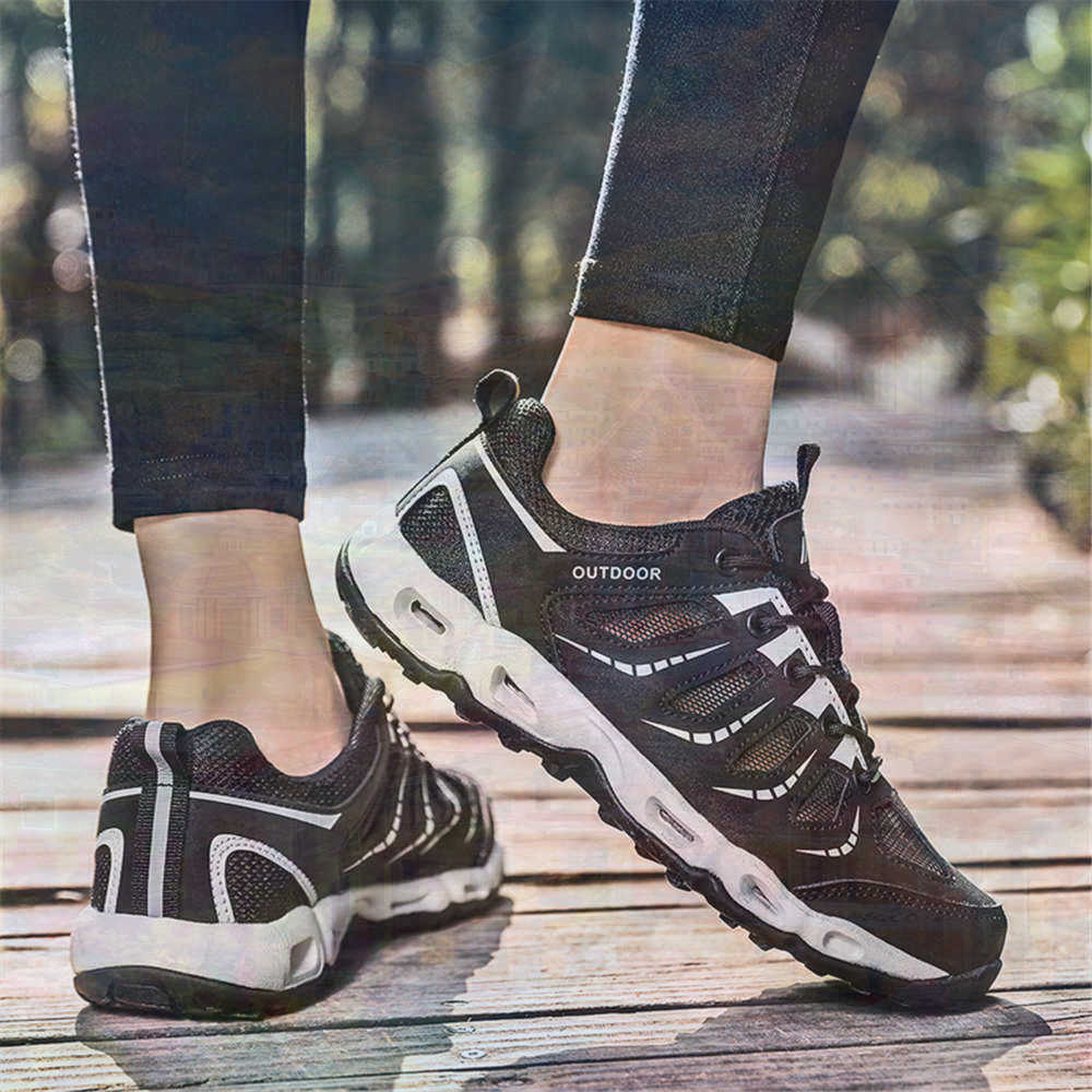 Sumer Round Tip Silver Sneaker - Travel Accessories Shops ulasan dan harga